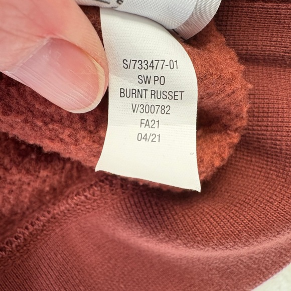 GAP Star Wars Mandalorian Hoodie Kids‎ Size Small Dark Red Pullover Graphic - Picture 8 of 11